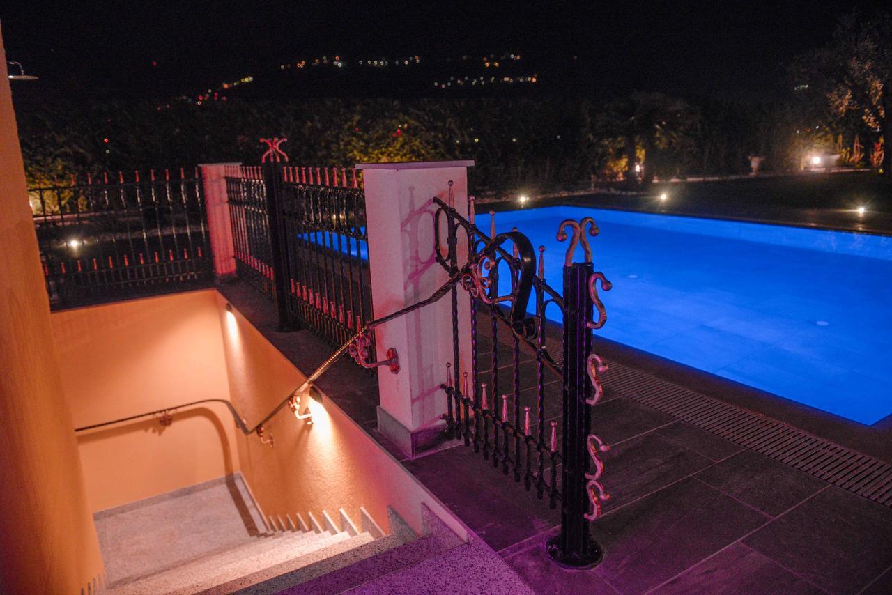 Villa Luxury House&Spa Riva del Garda Extérieur photo